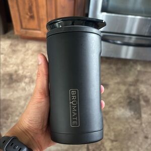 BrüMate Black Tumbler